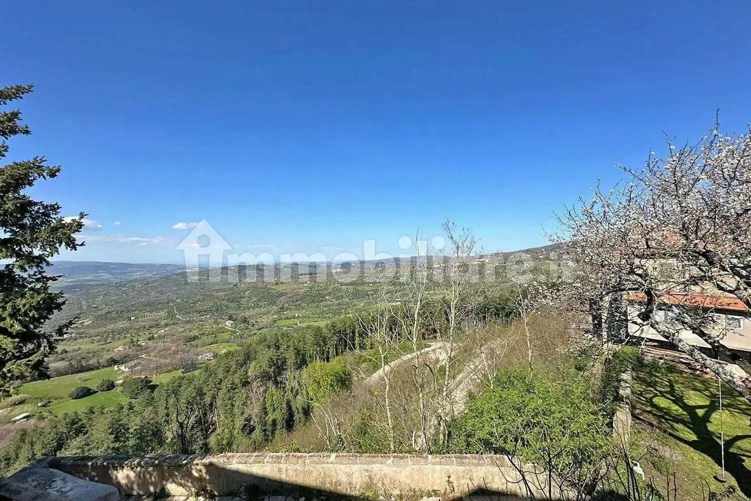 Villa unifamiliare piazza Dell'Arcipretura No Number, Centro, Castel del Piano - foto 3