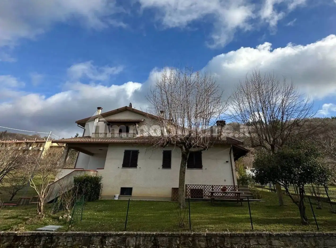 Appartamento in vendita a Seggiano