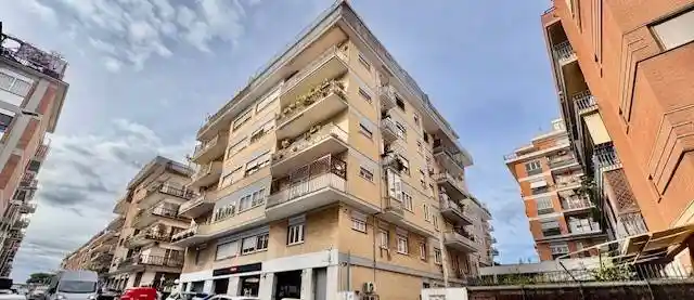 Quadrilocale via Bernardo Barbiellini Amidei, Gemelli - Pineta Sacchetti, Roma - foto 2