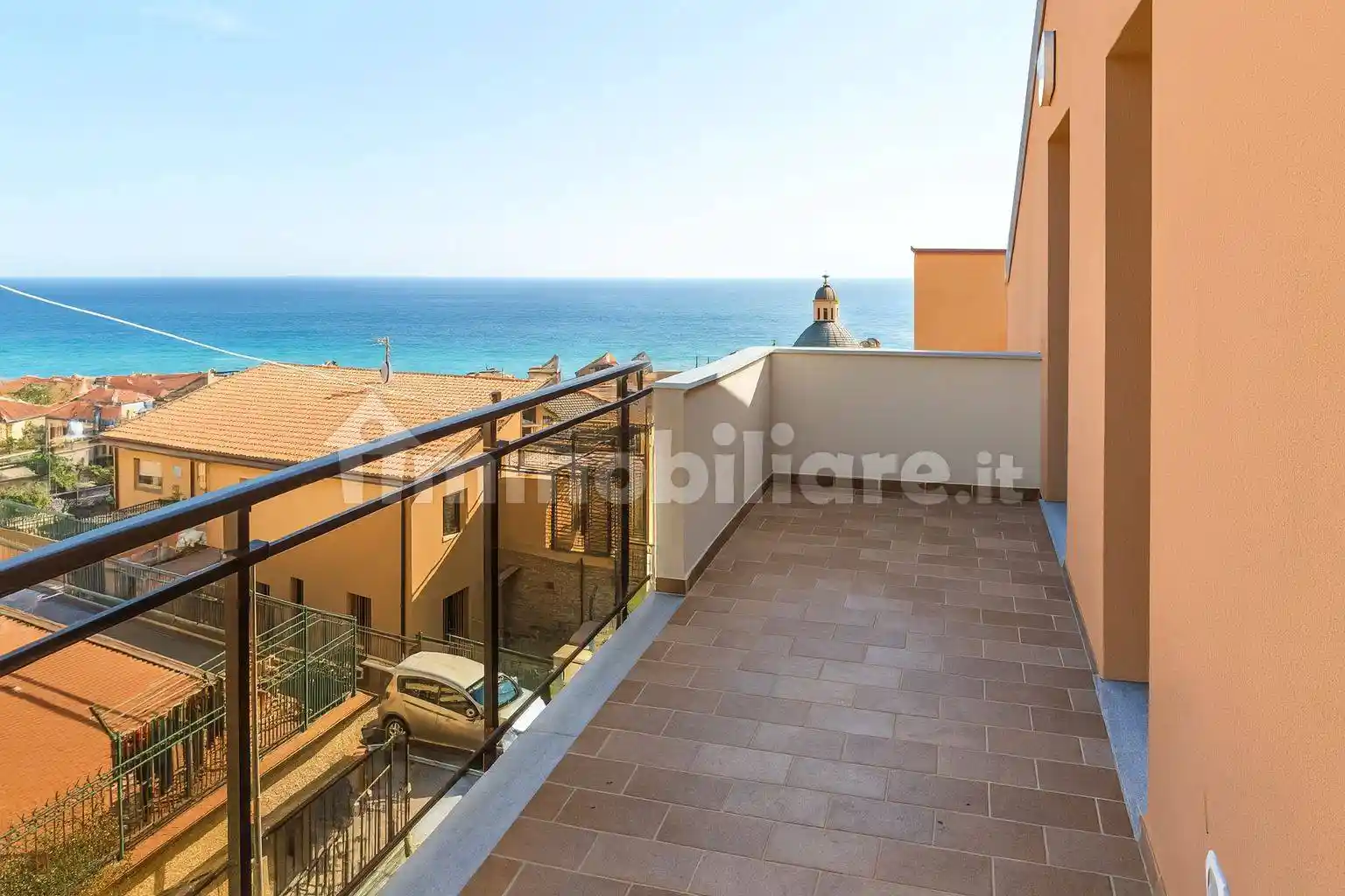 Appartamento in vendita a Finale Ligure