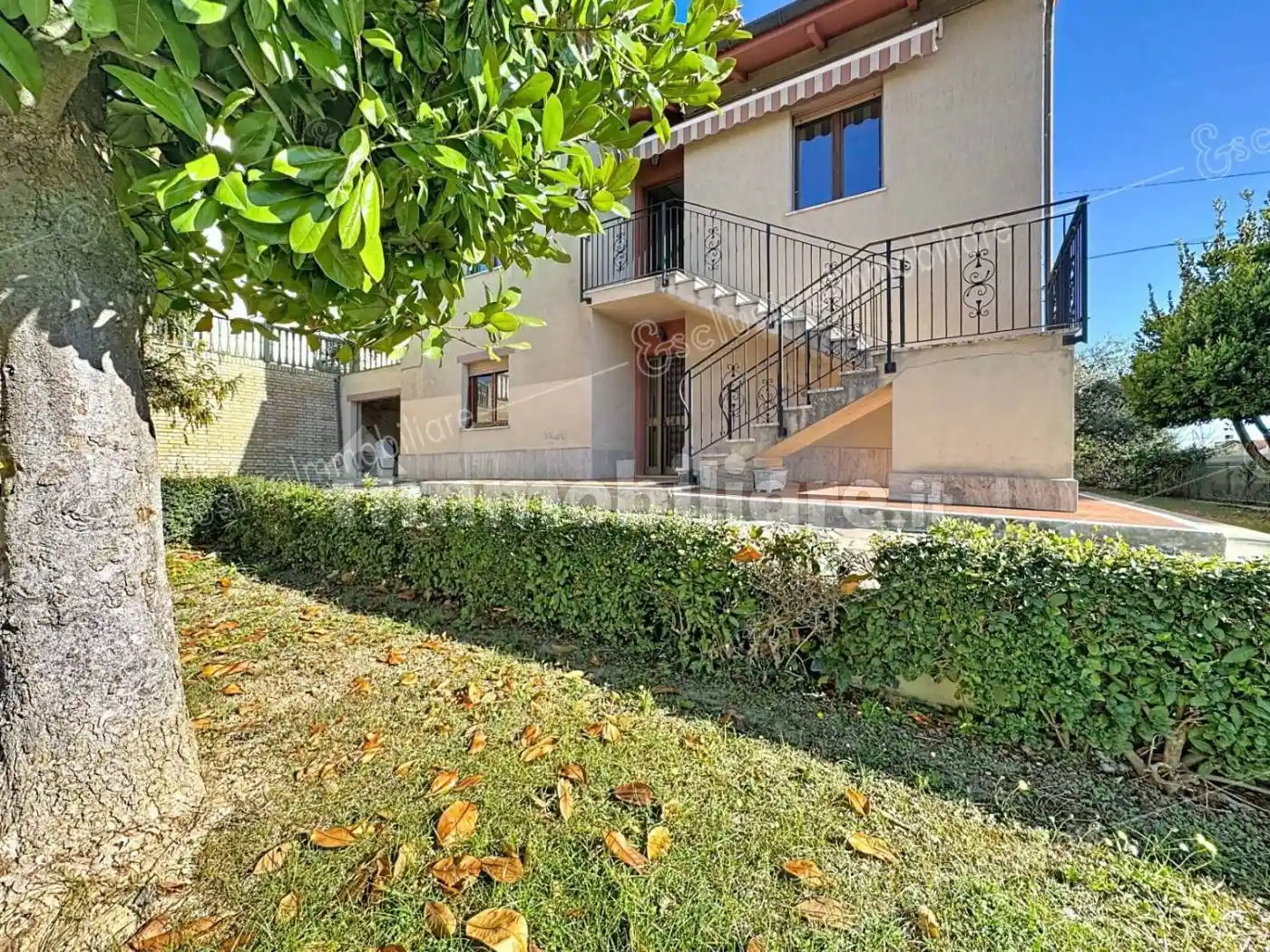 Villa unifamiliare via Armando Diaz 3, Centro, Castelfidardo - foto 2