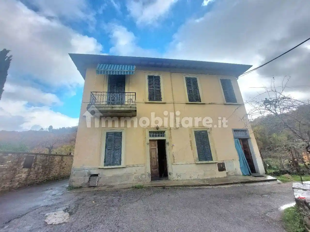 Villa unifamiliare Strada Provinciale Chianti-Valdarno, Ponte Agli Stolli, Figline e Incisa Valdarno - foto 2