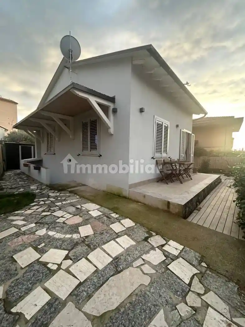 Villa in vendita a Pietrasanta