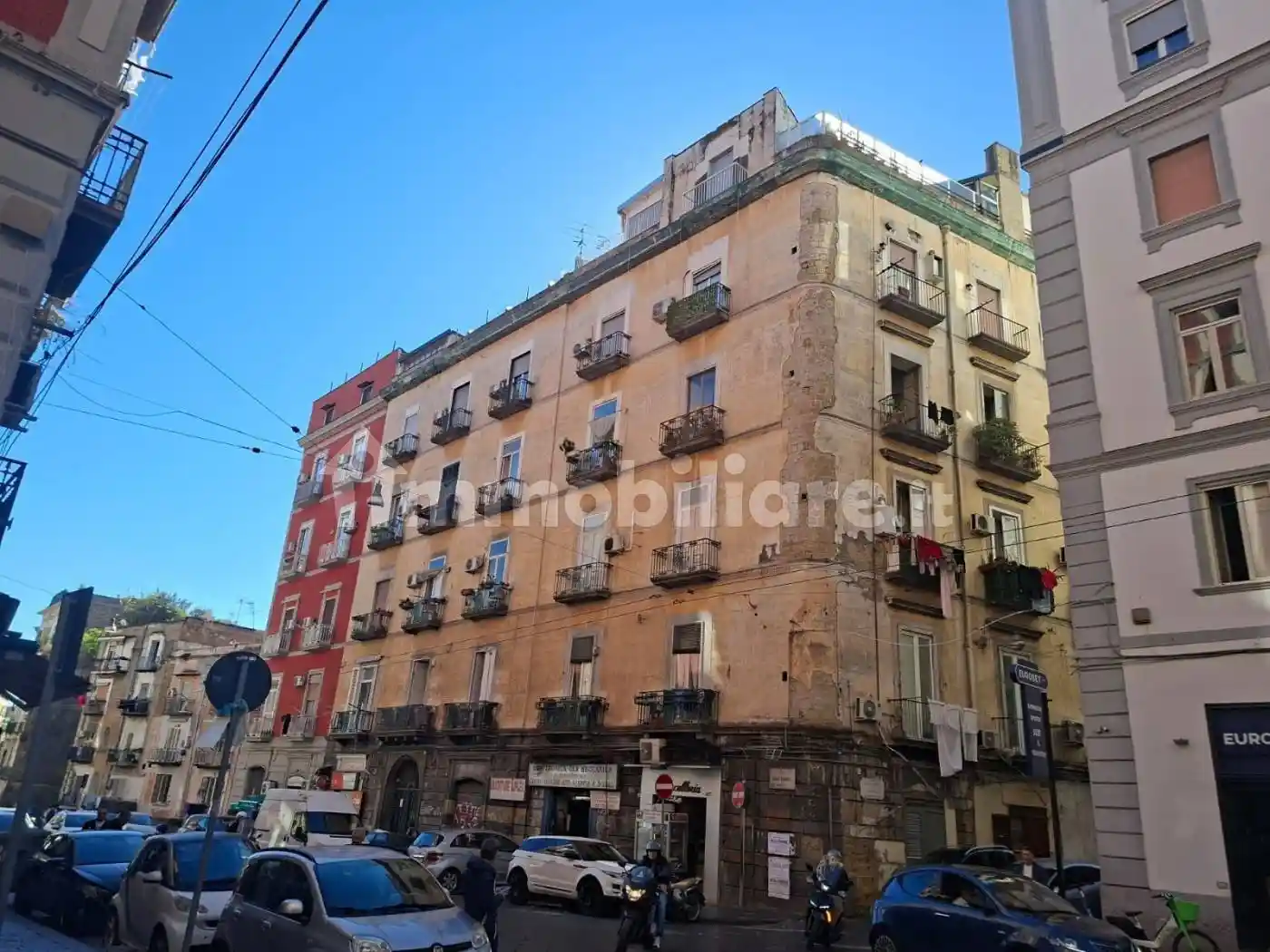 Quadrilocale via Cesare Rosaroll 1, Tribunali, Napoli - foto 3