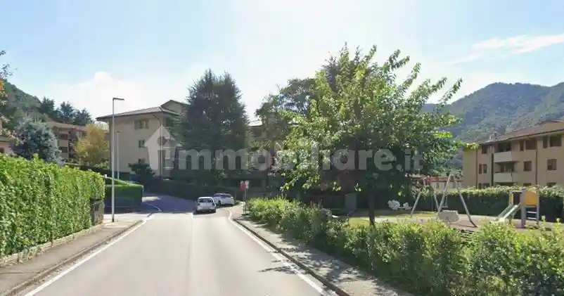 Trilocale via Don Luigi Locatelli 10, Caprino, Caprino Bergamasco - foto 5