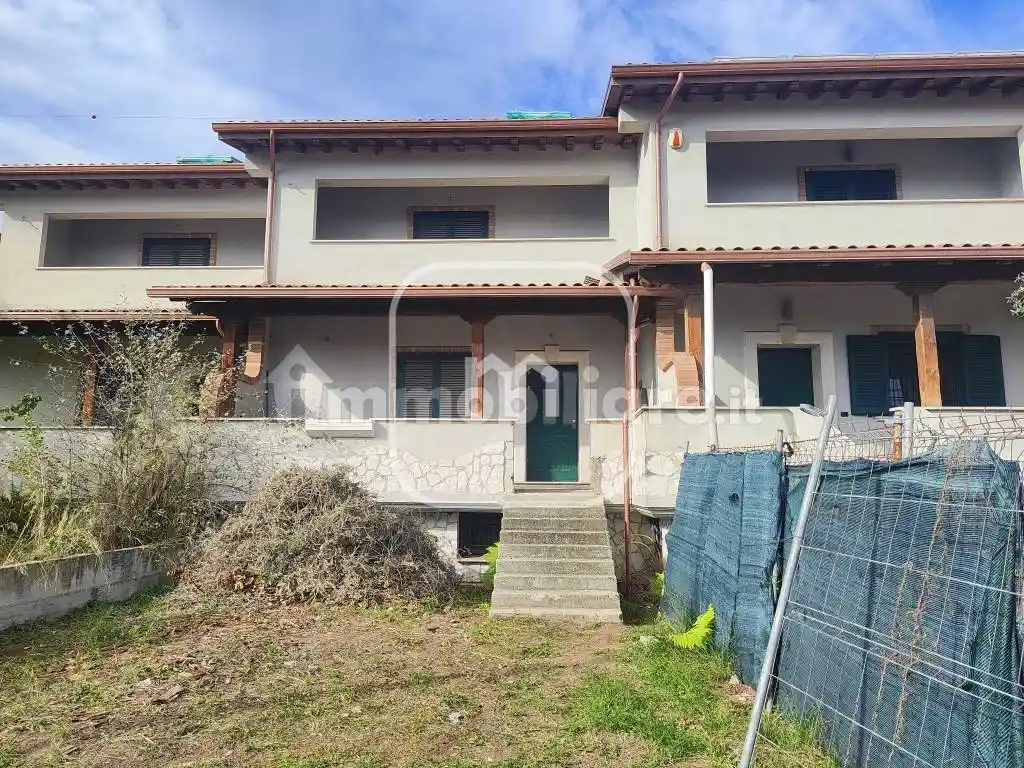 Villa a schiera via Pescopennataro, Case Rosse, Roma - foto 2