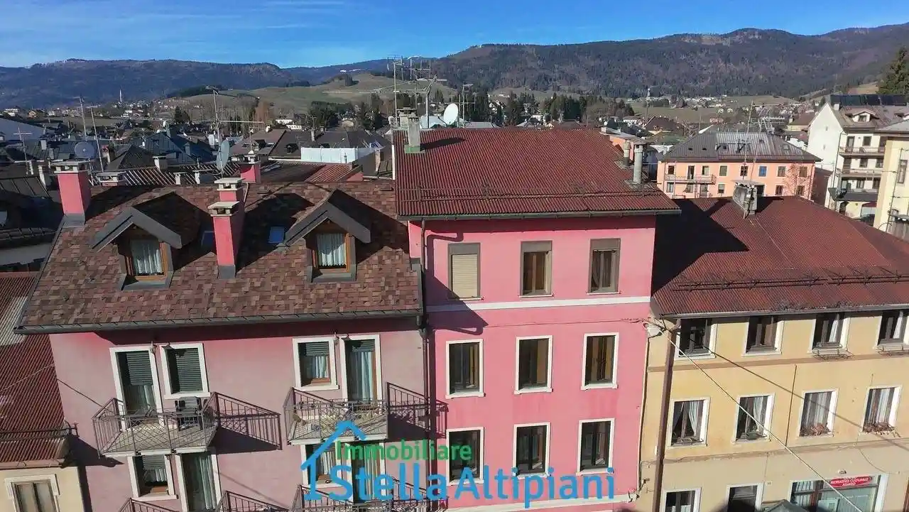 Quadrilocale viale Giacomo Matteotti, Centro, Asiago - foto 2