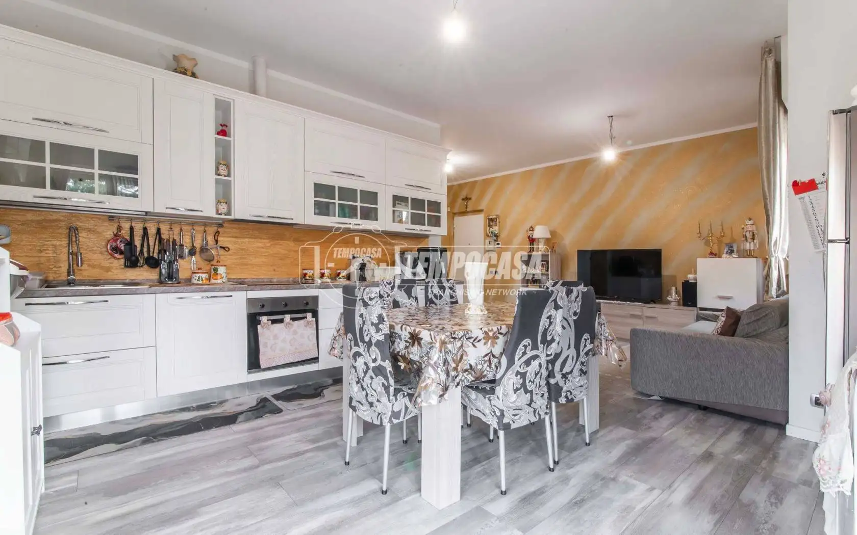 Appartamento in vendita a Gorla Minore