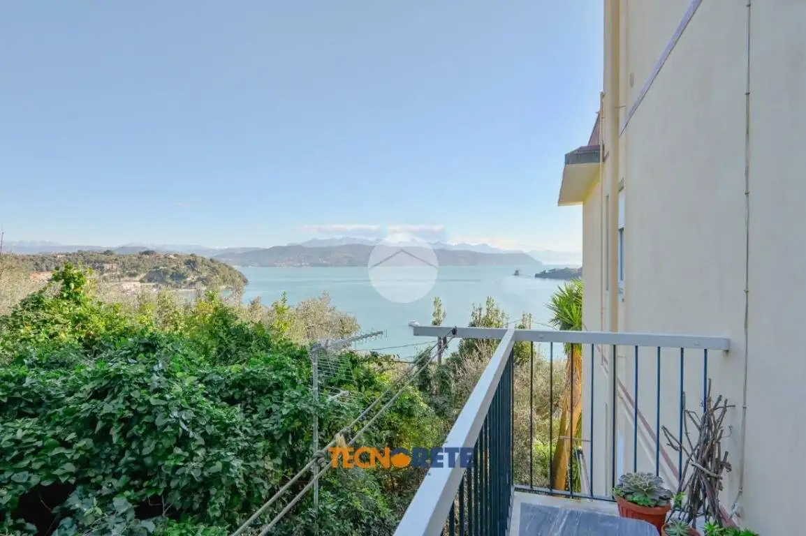 Appartamento in vendita a Portovenere