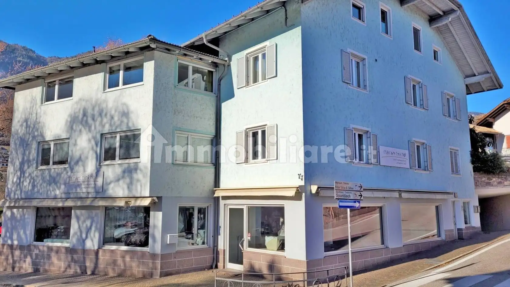 Palazzo - Edificio in vendita a Caldaro sulla Strada del Vino