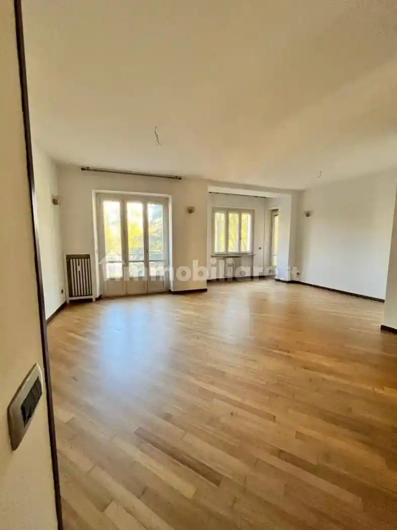 Quadrilocale Lungo Po Alessandro Antonelli 177, Vanchiglietta, Torino - foto 3