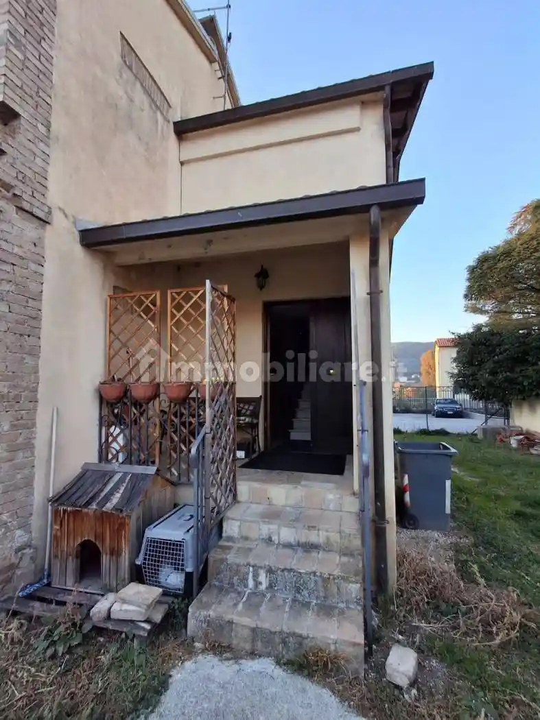 Casale via Flaminia Sud 7A, Vescia, Belfiore, Scanzano, Foligno - foto 4