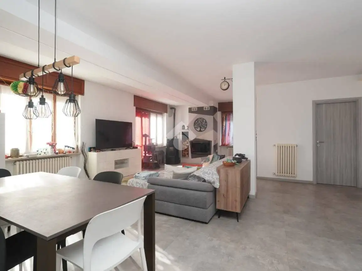 Appartamento in vendita a Chiomonte
