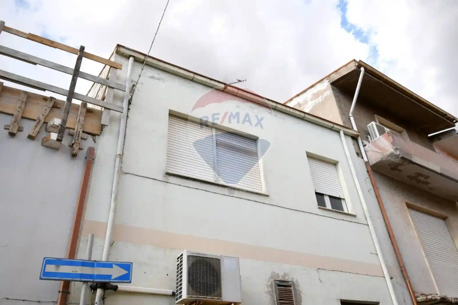 Terratetto plurifamiliare Vico Crispi 9, Domusnovas - foto 2