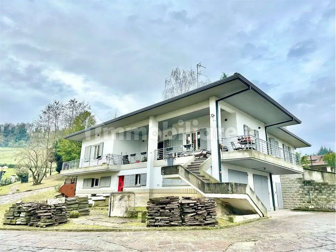 Villa in vendita a Fontanelice