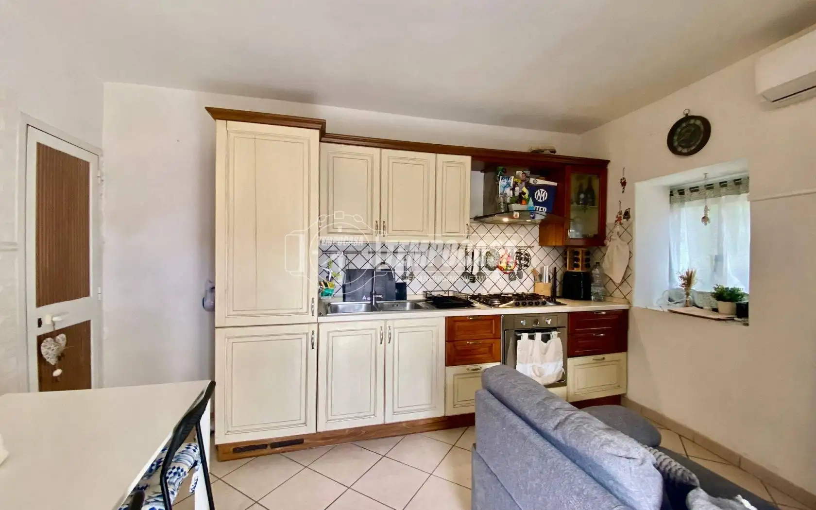 Casa indipendente in vendita a Massa