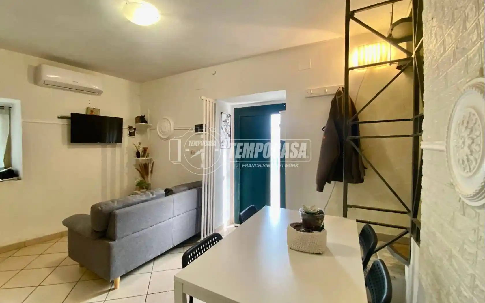 Casa indipendente in vendita a Massa