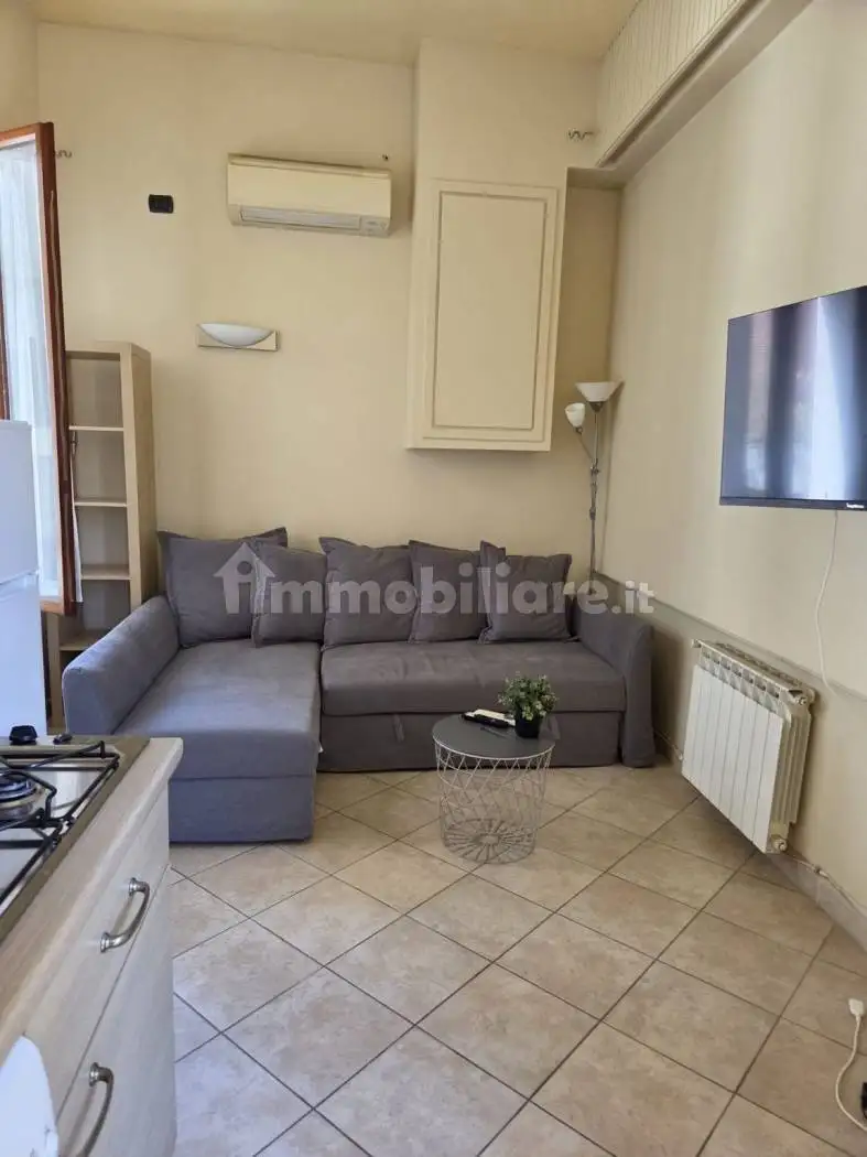 Palazzo - Edificio in affitto a Firenze