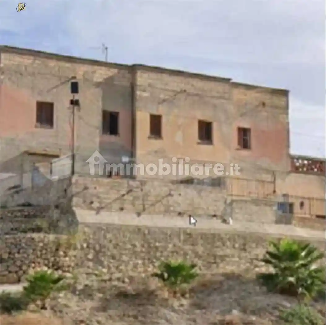 Casa indipendente all'asta via Flora, Riesi - foto 5