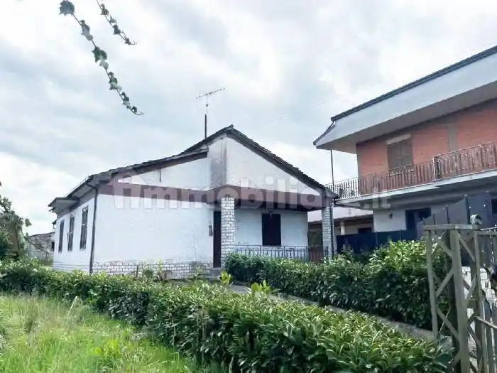 Villa in vendita a Frosinone