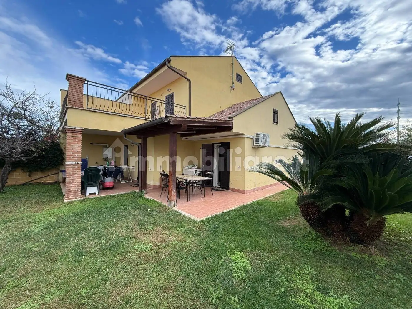 Villa in vendita a Nettuno