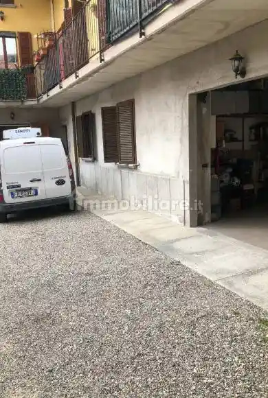 Palazzo - stabile all'asta via Riva, 5/11, Crosio della Valle - foto 2
