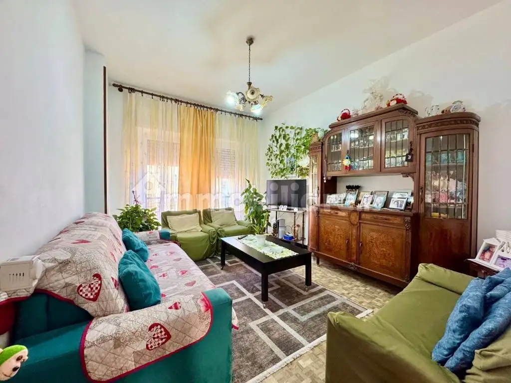 Appartamento in affitto a Imperia