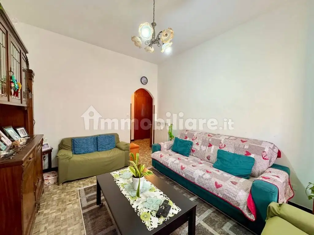 Quadrilocale via Artallo 29, Porto Maurizio, Imperia - foto 2