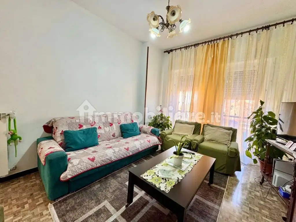 Quadrilocale via Artallo 29, Porto Maurizio, Imperia - foto 3