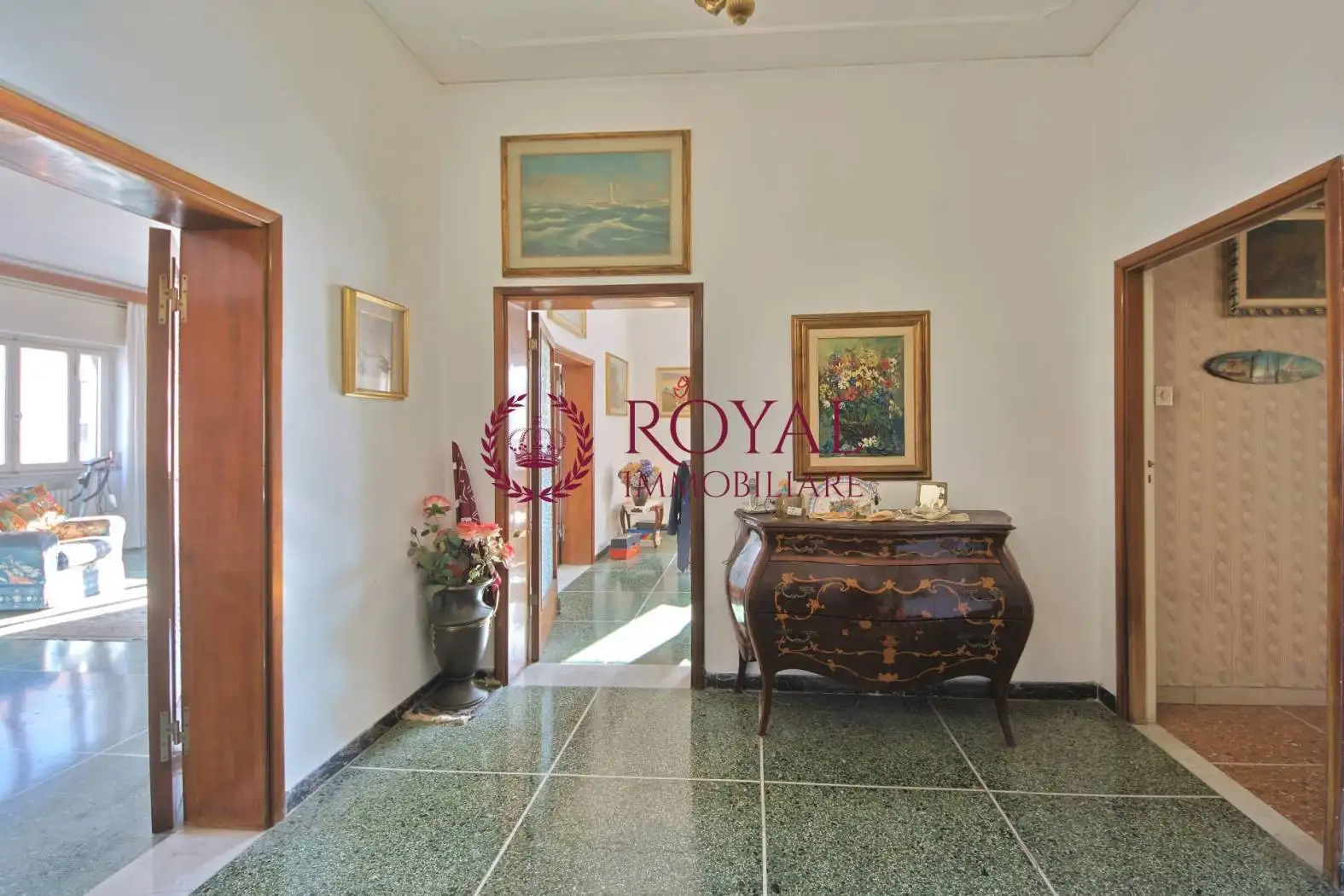 Appartamento in vendita a Livorno