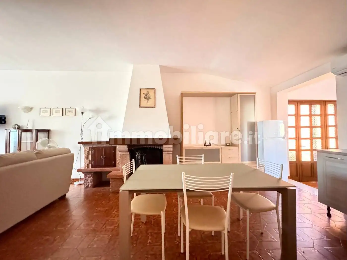 Open space, ottimo stato, primo piano, Centro, Casale sul Sile - foto 2