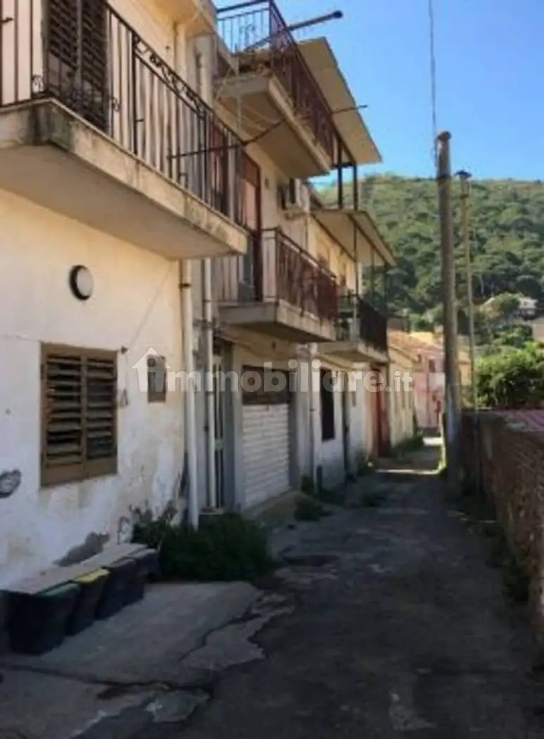 Casa indipendente in asta a Messina