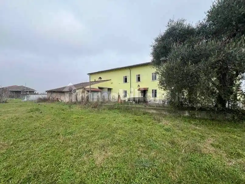 Villa unifamiliare, da ristrutturare, 345 m², Castelbelforte - foto 5
