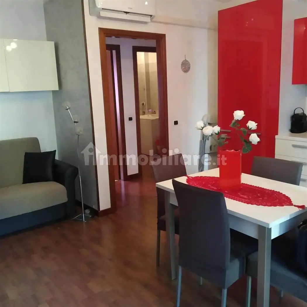 Bilocale via Venezia 4, Rivoltella, Desenzano del Garda - foto 2