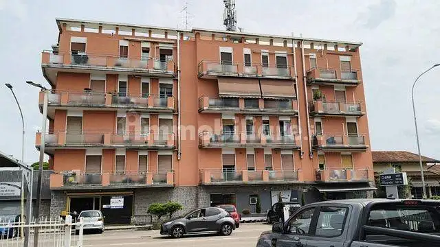 Appartamento in asta a Cavaria con Premezzo