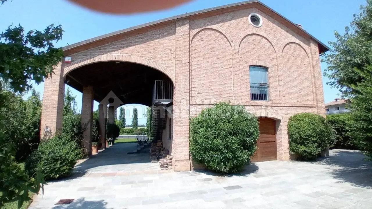 Rustico - Casale in vendita a Rivergaro