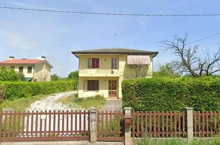 Villa in asta a Arre