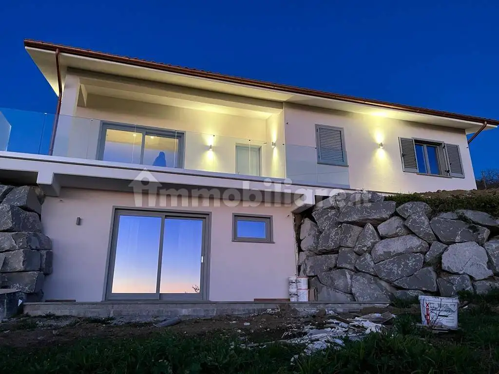 Villa in affitto a Bolsena