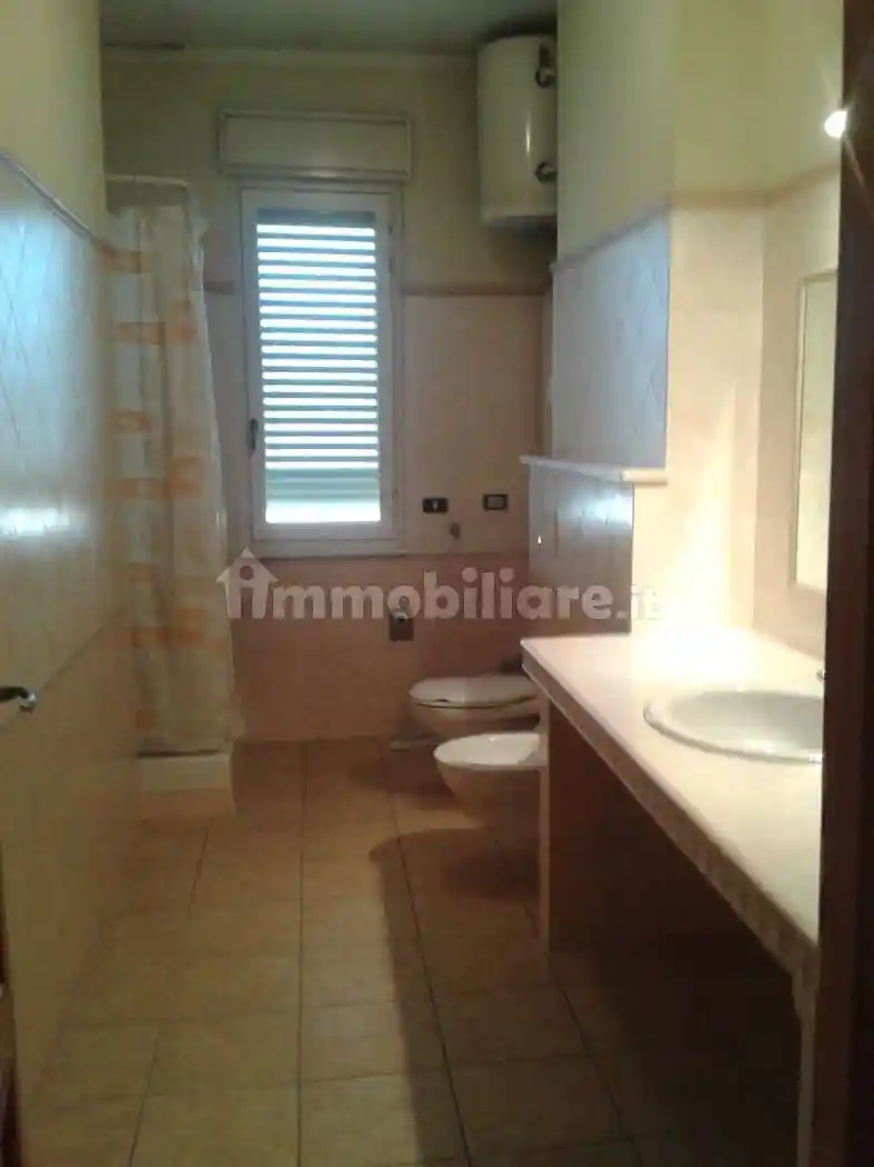 Bilocale ottimo stato, terzo piano, Centro, Grugliasco - foto 4