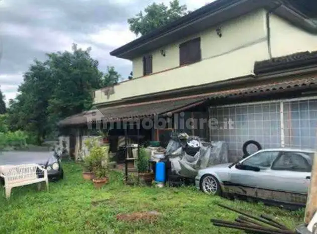 Villa in asta a Pontoglio