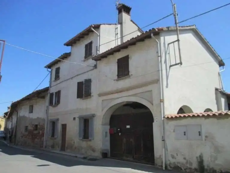 Appartamento in asta a Certosa di Pavia