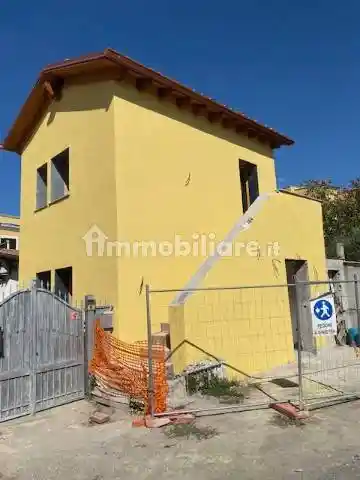 Casa indipendente in vendita a Roma