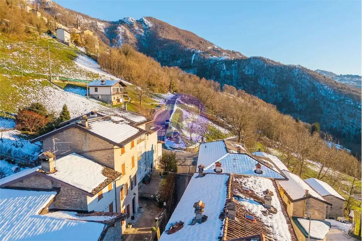 Appartamento via monti, 19, Costa Di Serina, Costa Serina - foto 2