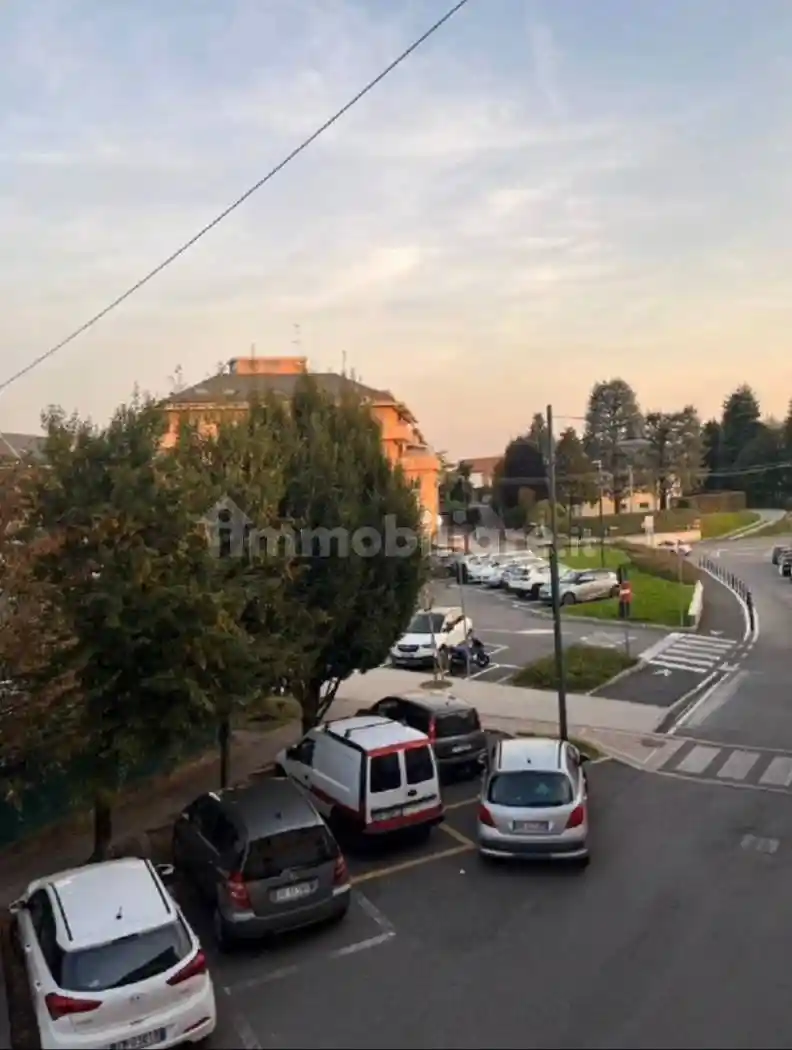 Trilocale via Giacomo Matteotti 16, Centro, Carnago - foto 4