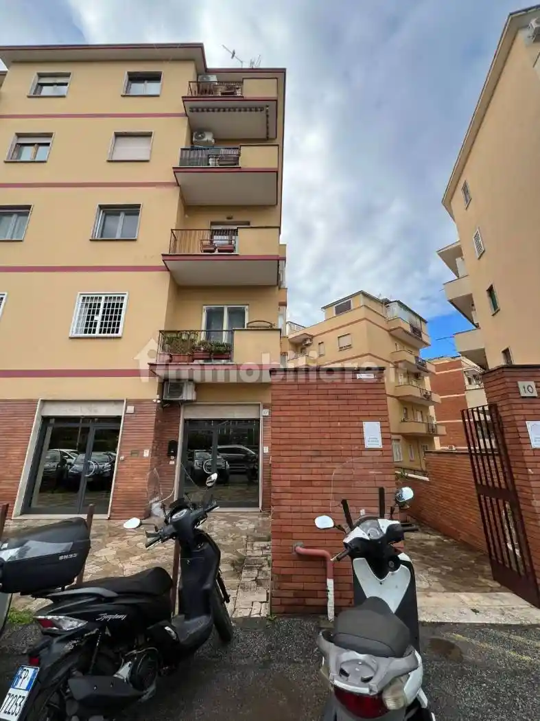 Bilocale via dei Carraresi 8, Pisana - Bravetta, Roma - foto 2