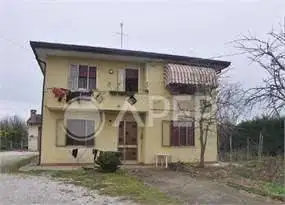 Villa in asta a Arre