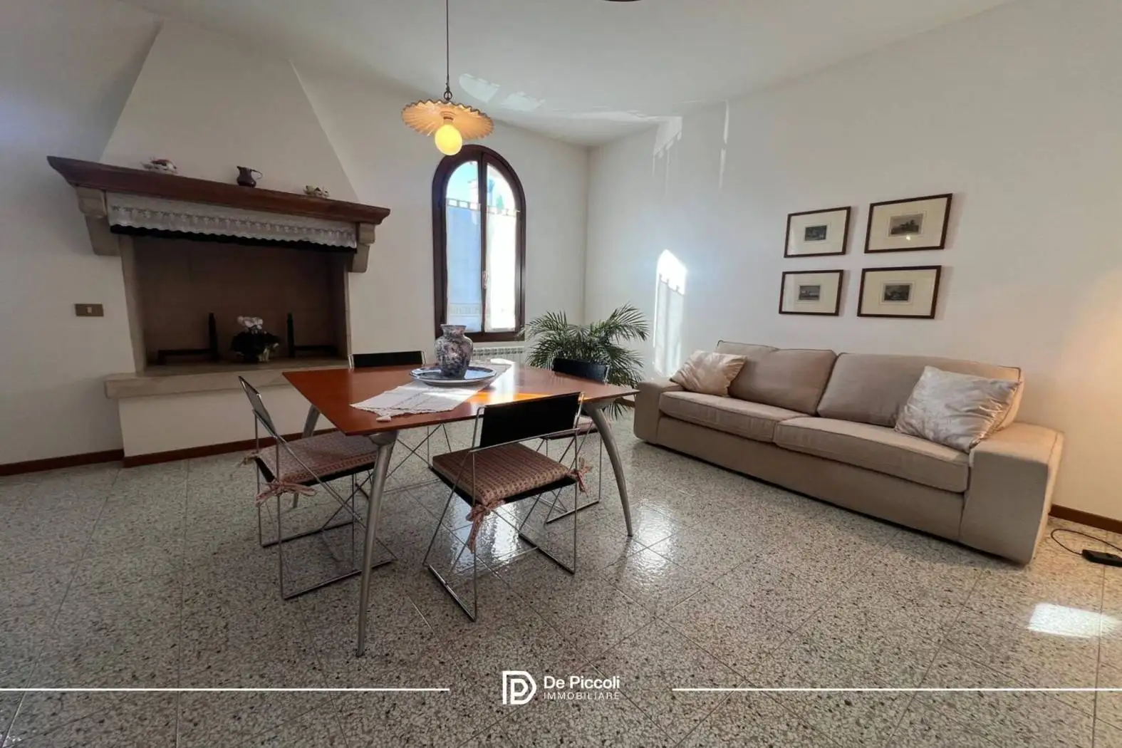 Trilocale piazzetta Anita Garibaldi, Centro, Ceggia - foto 2