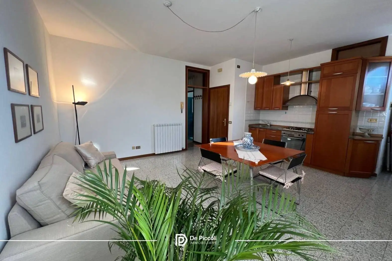 Trilocale piazzetta Anita Garibaldi, Centro, Ceggia - foto 3