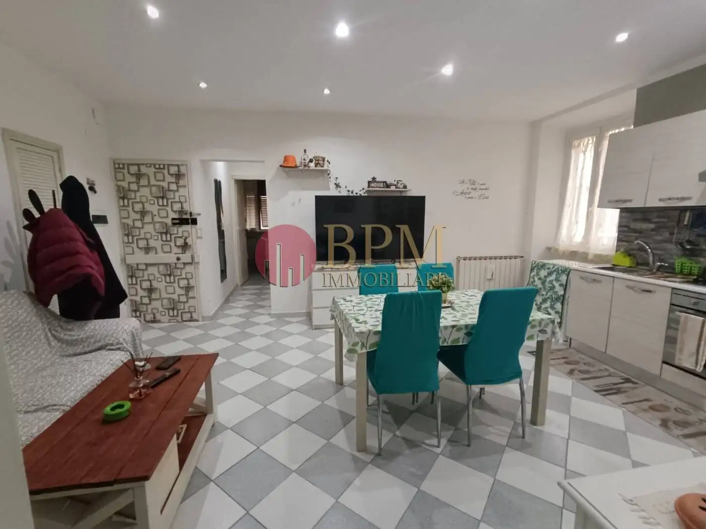 Appartamento in vendita a Livorno