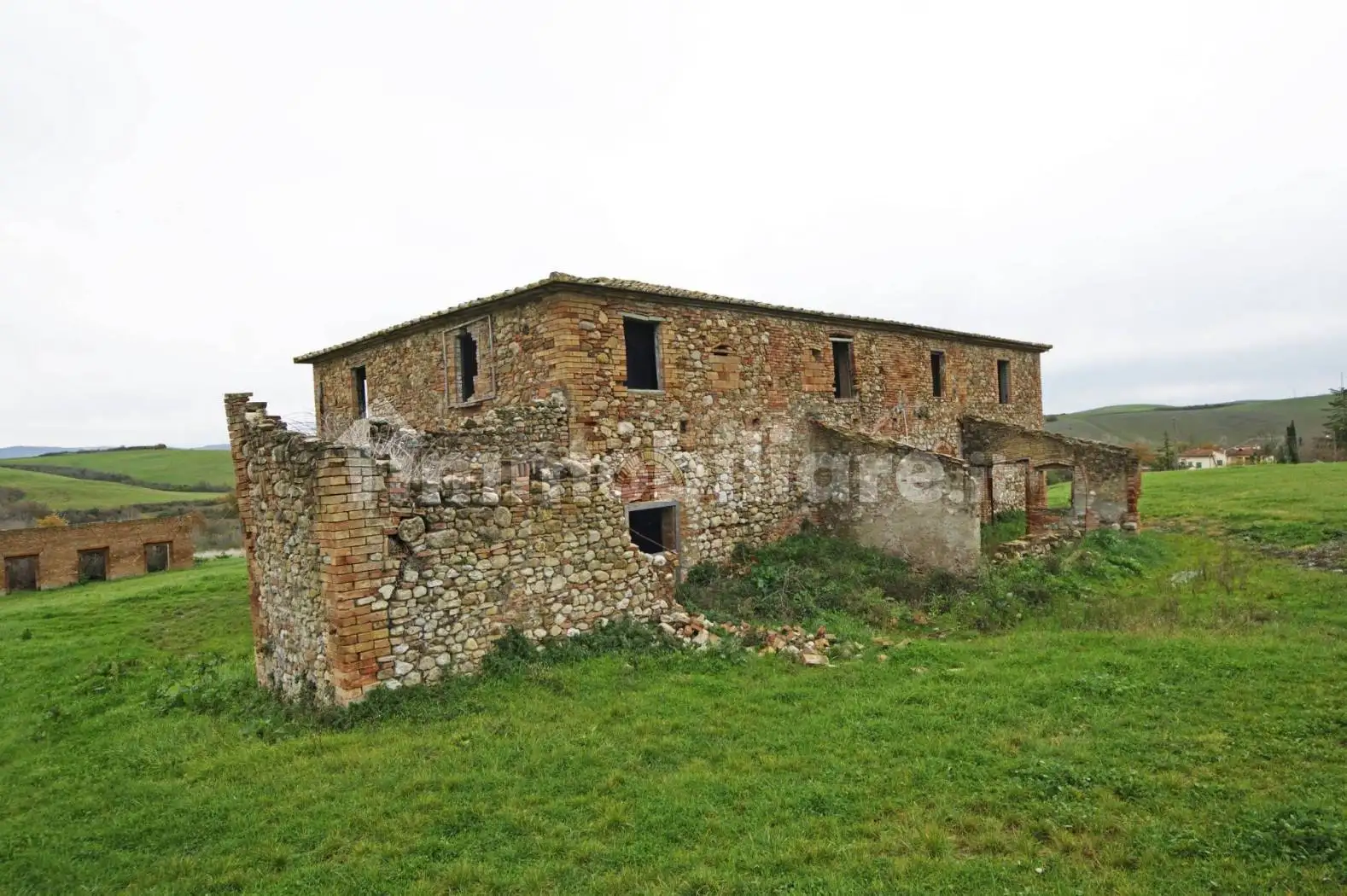 Rustico - Casale in vendita a Lajatico